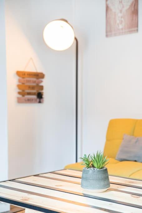 Appartement T2 Au Calme Cosy - Quartier Prebendes Tours Exterior photo
